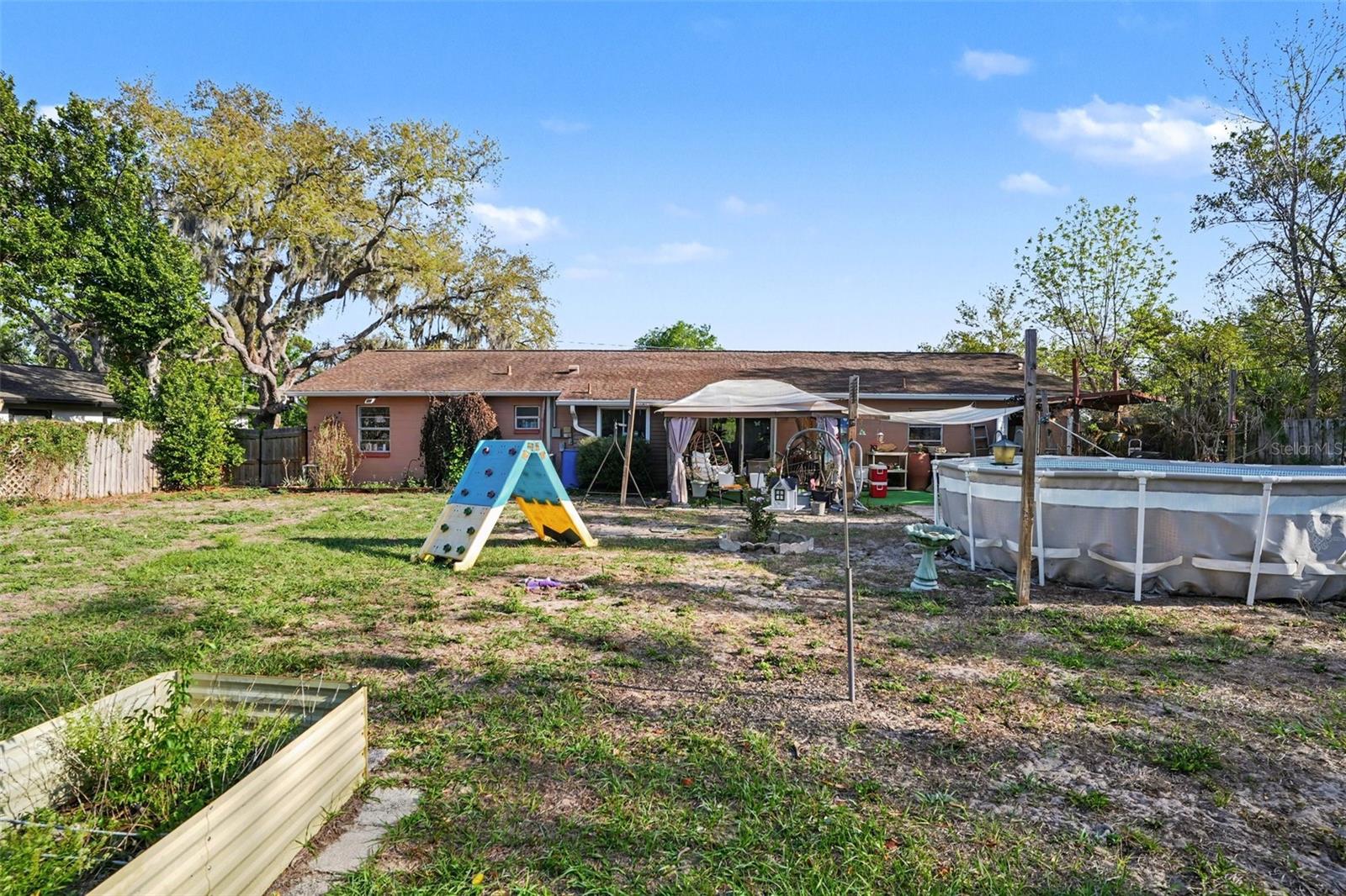 Image 29 of 31 For 11207 Creekview Drive