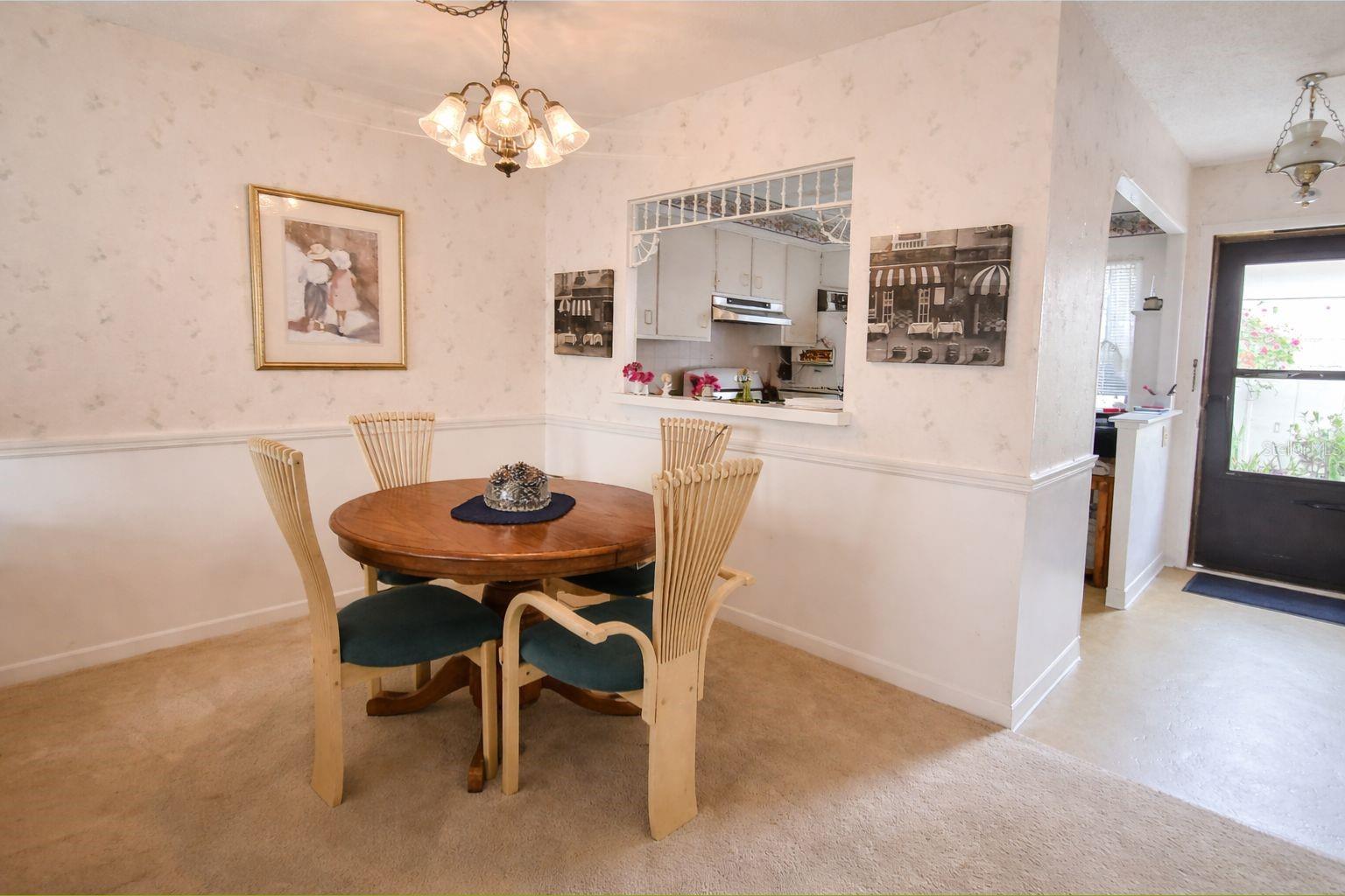 Image 4 of 21 For 1428 Arrowhead Circle W