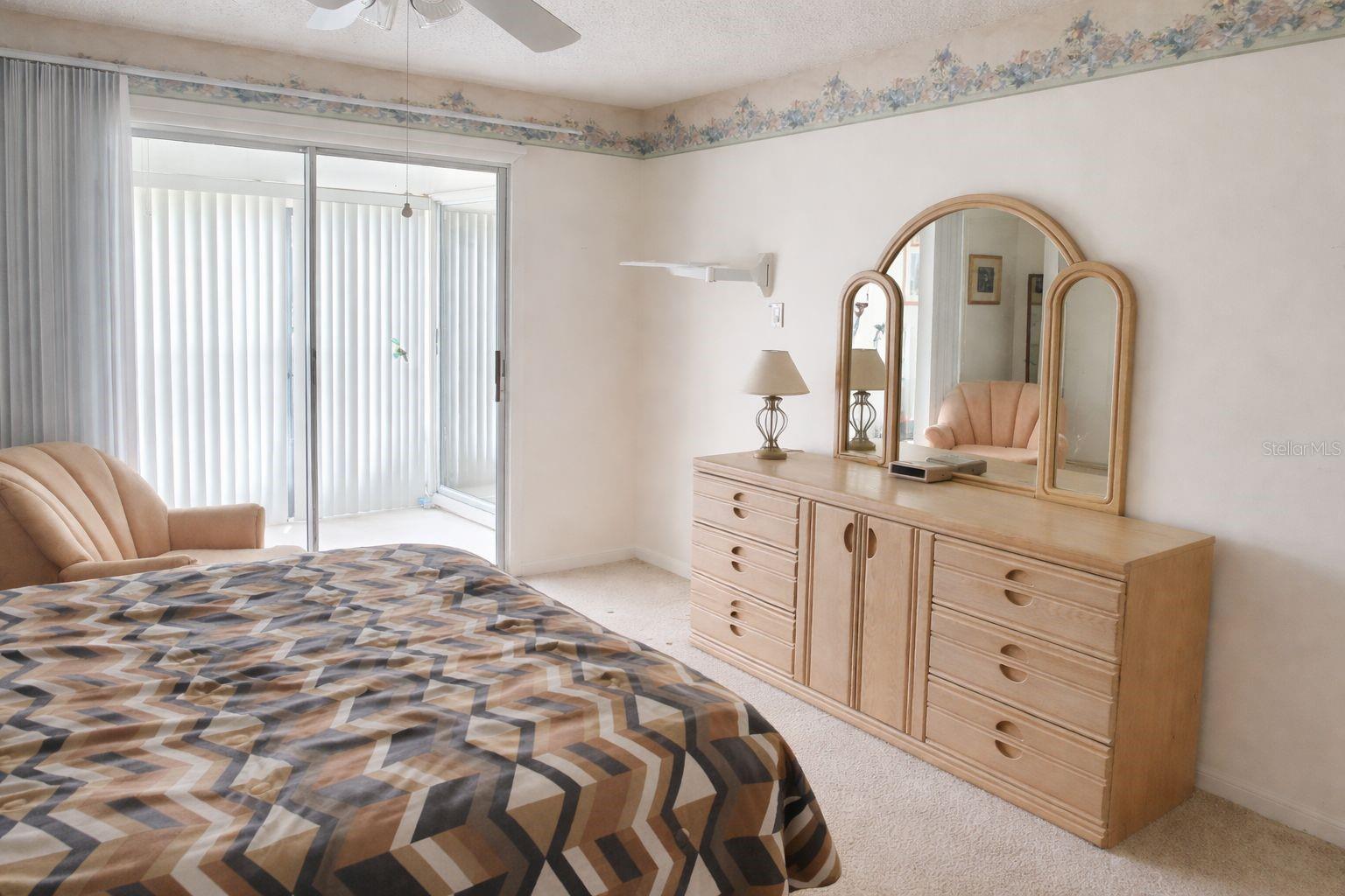 Image 8 of 21 For 1428 Arrowhead Circle W