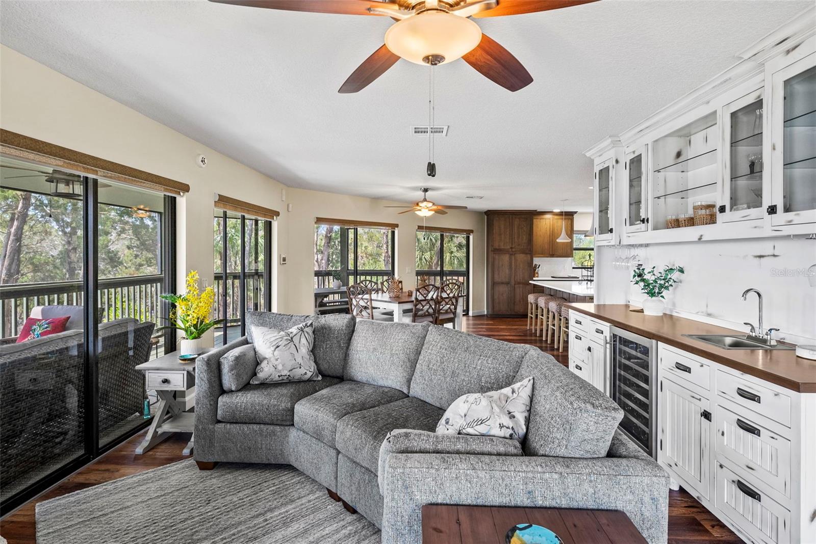 Image 22 of 59 For 6730 Beagle Drive