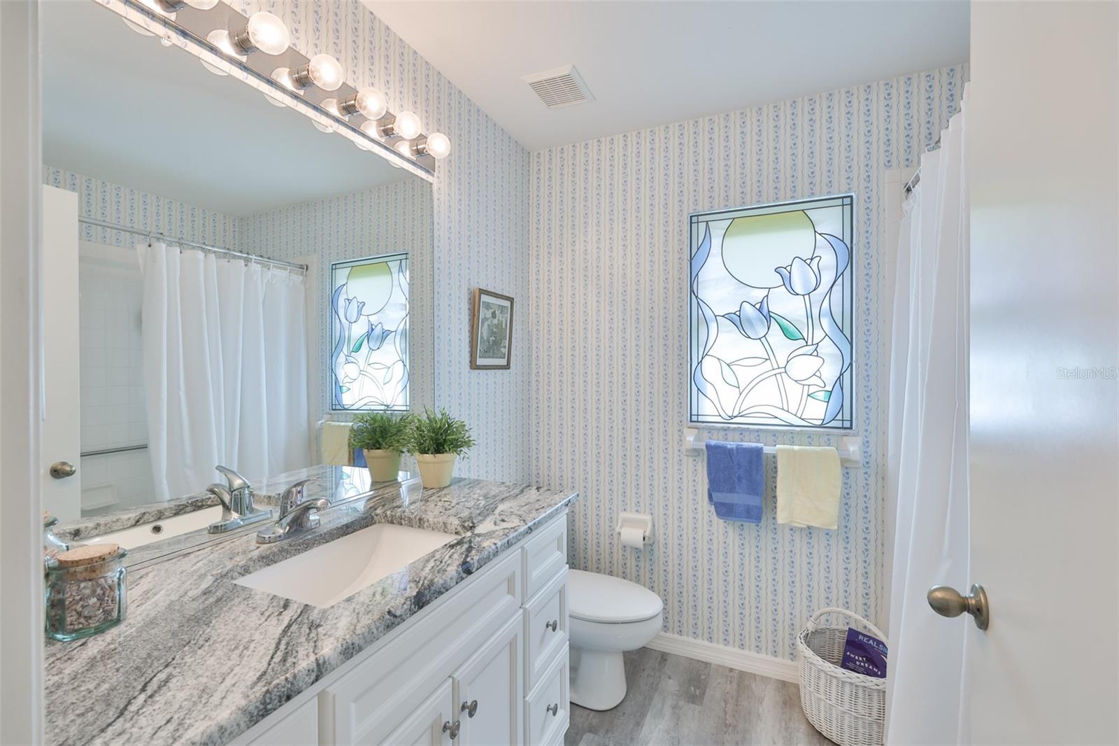 Image 36 of 47 For 2422 Del Webb Boulevard