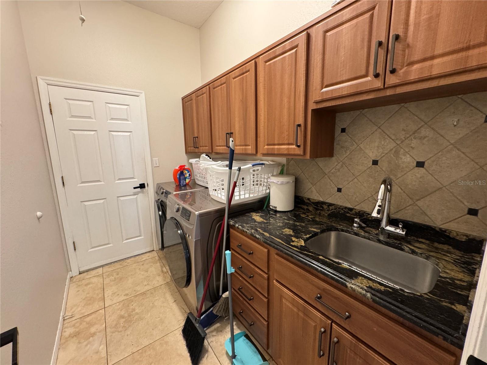 Image 42 of 60 For 8731 Tantallon Circle