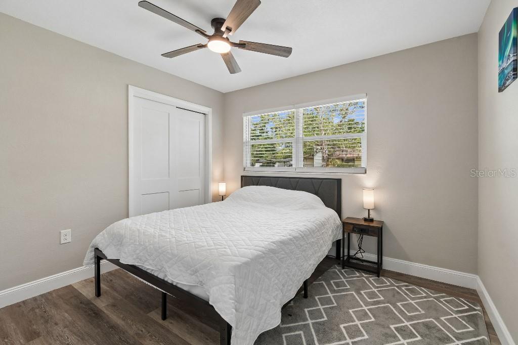 Image 36 of 70 For 615 Royal Crest Drive