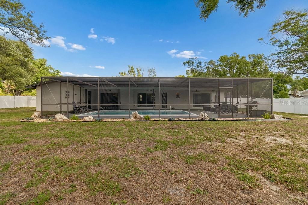 Image 50 of 70 For 615 Royal Crest Drive