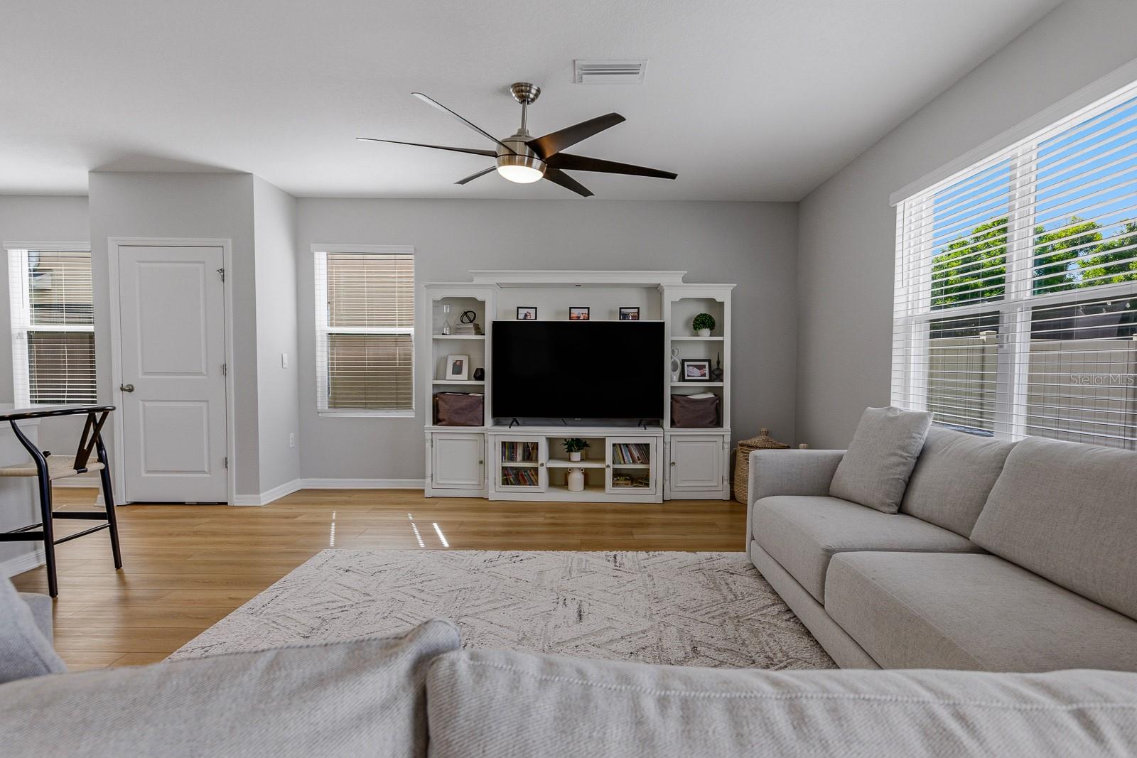 Image 14 of 48 For 16129 Soft Fern Trace