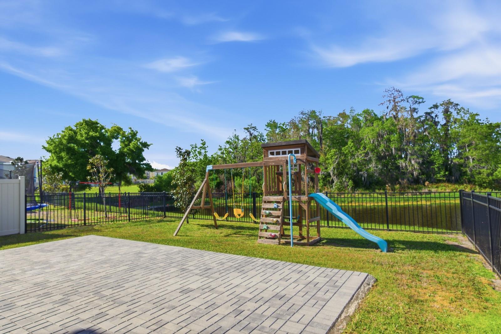 Image 31 of 48 For 16129 Soft Fern Trace