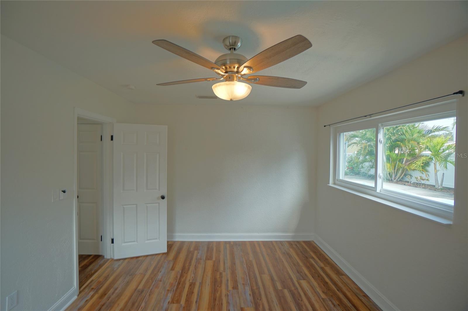 Image 12 of 20 For 7325 10th Street N