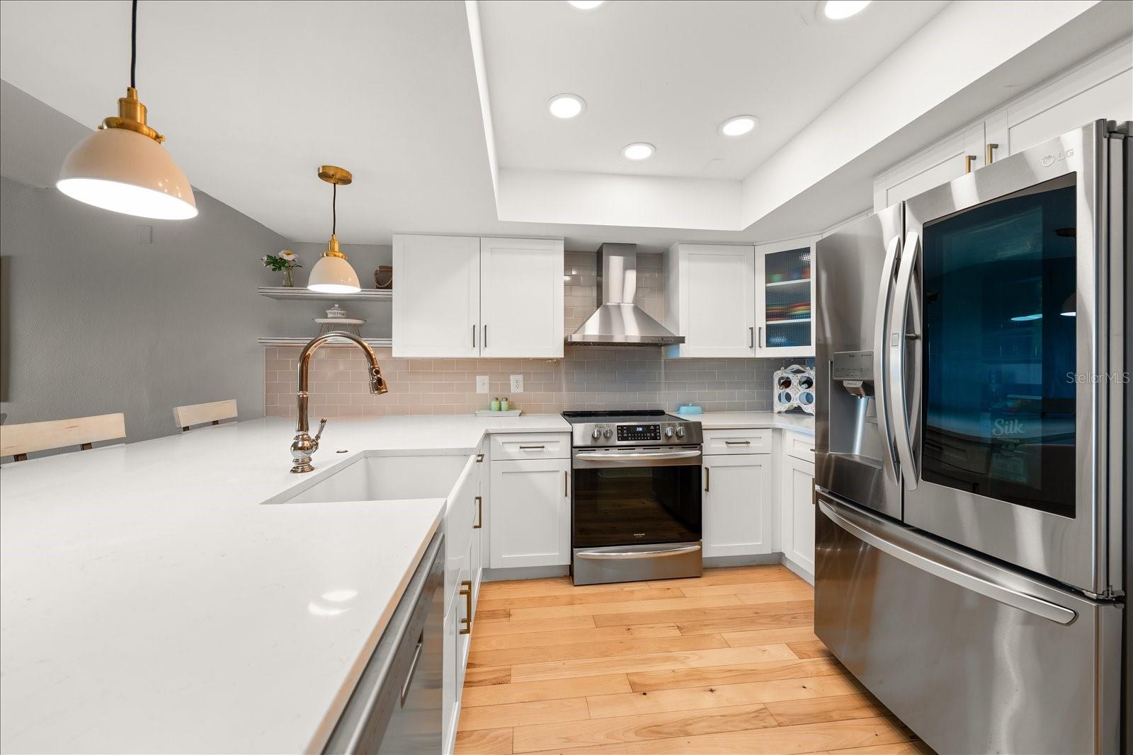 Image 14 of 66 For 2515 Bay Boulevard B