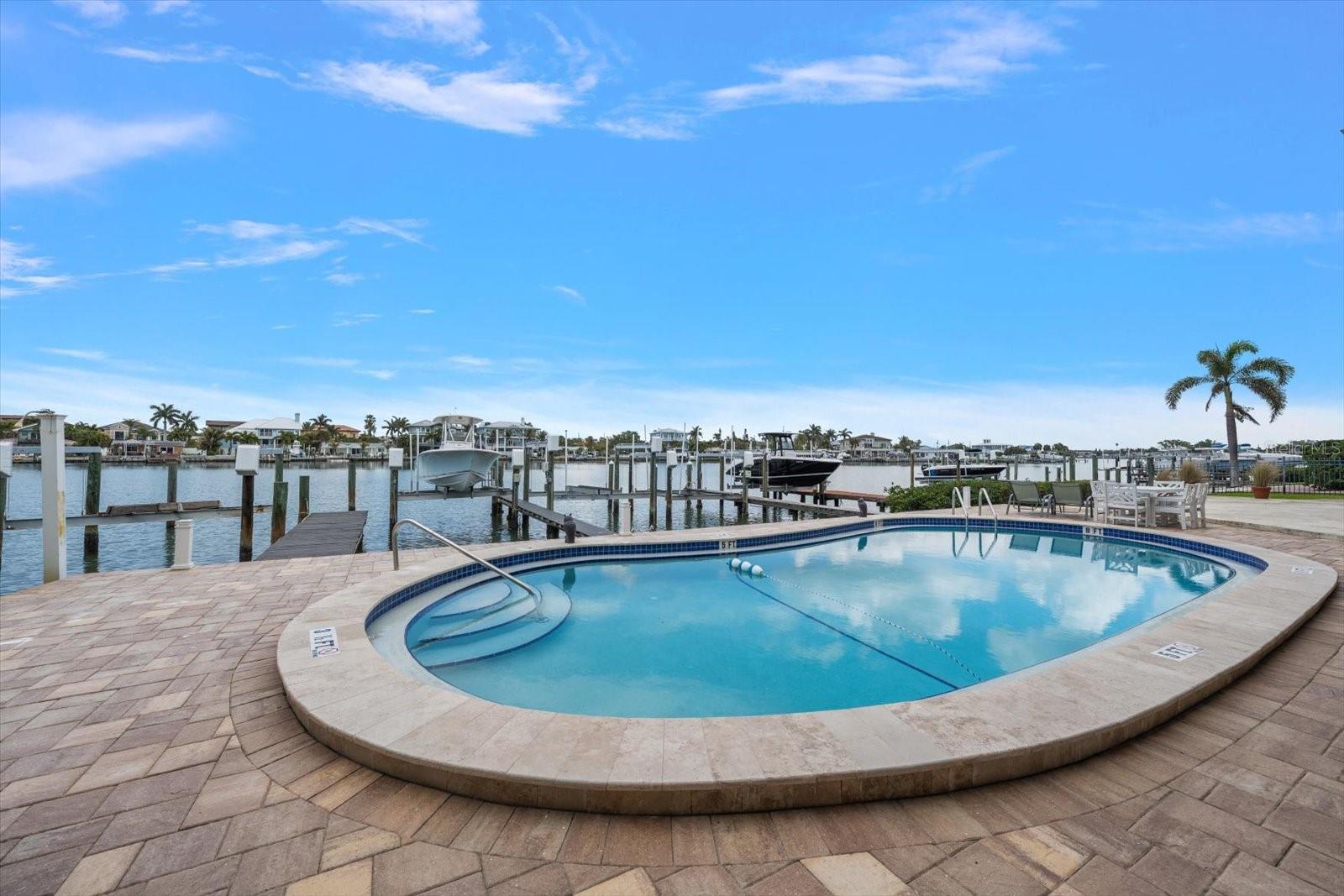 Image 16 of 66 For 2515 Bay Boulevard B