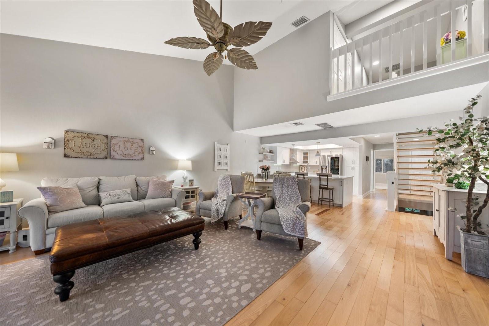 Image 37 of 66 For 2515 Bay Boulevard B