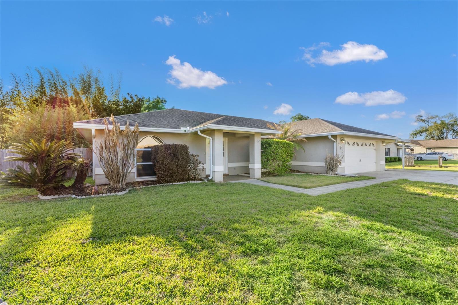 Image 3 of 43 For 703 Scott Lake Village S