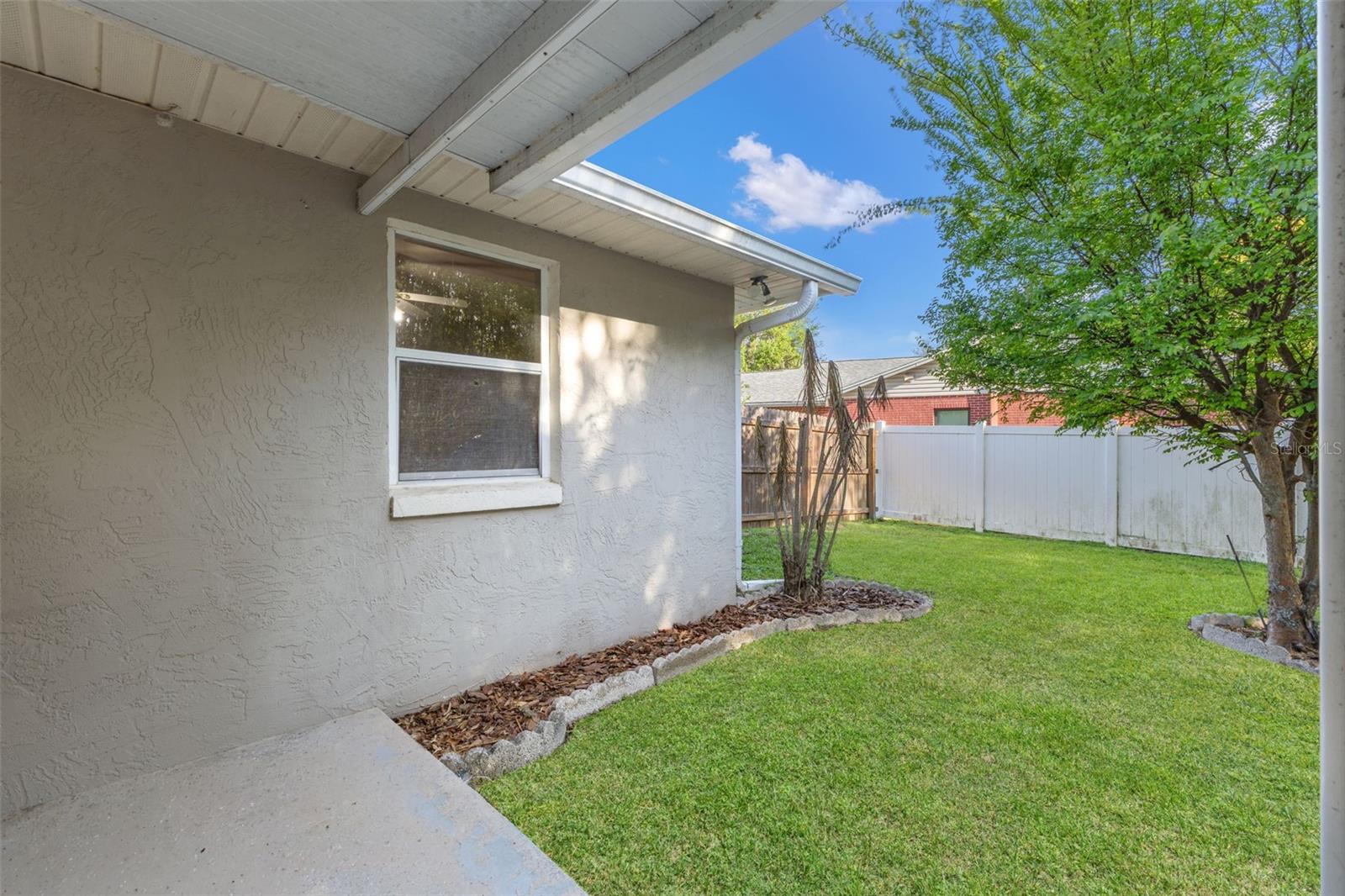 Image 34 of 43 For 703 Scott Lake Village S