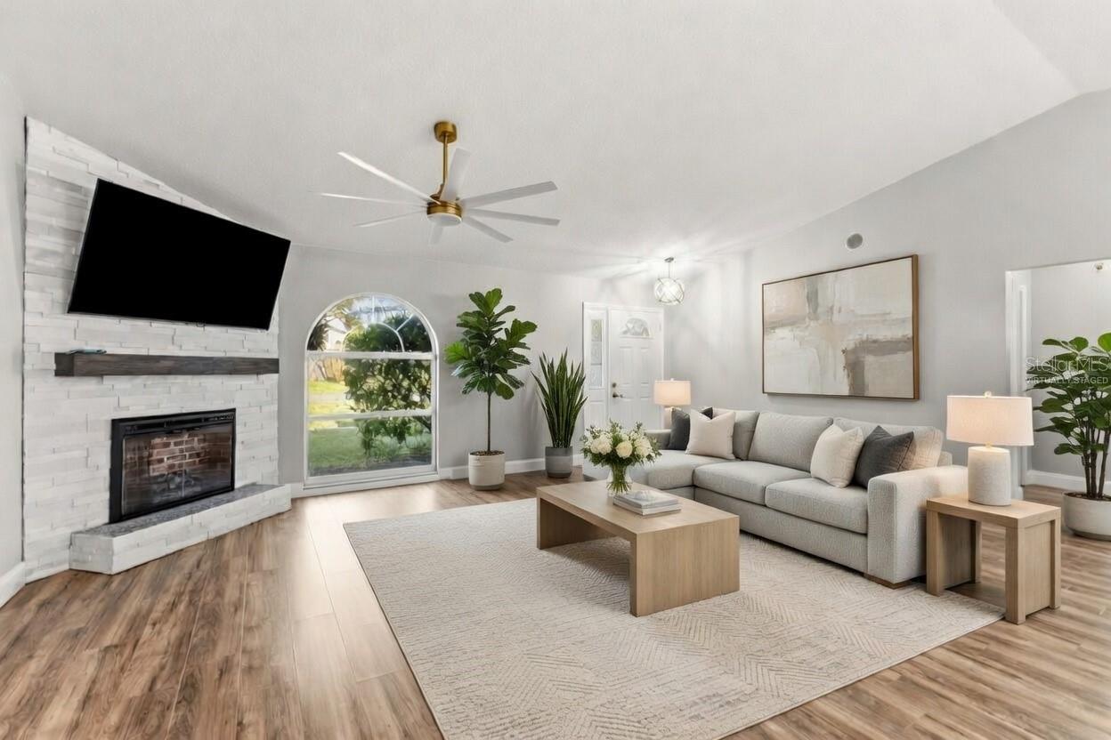 Image 8 of 43 For 703 Scott Lake Village S