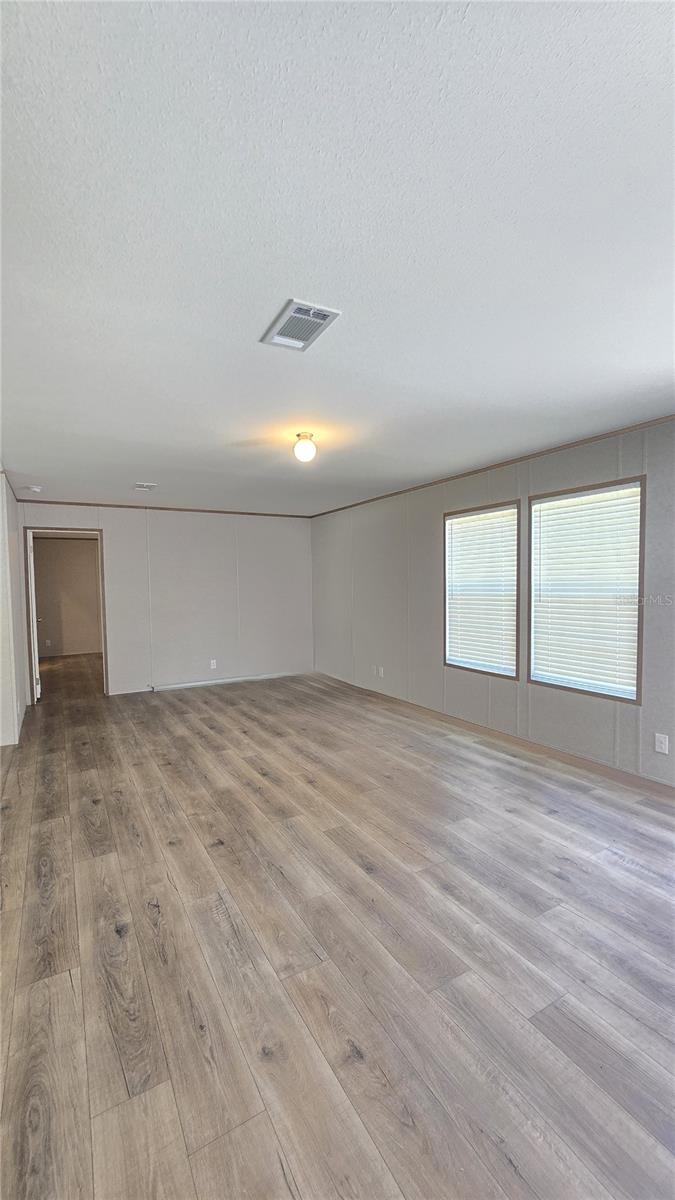 Image 4 of 24 For 12015 Westbay Avenue