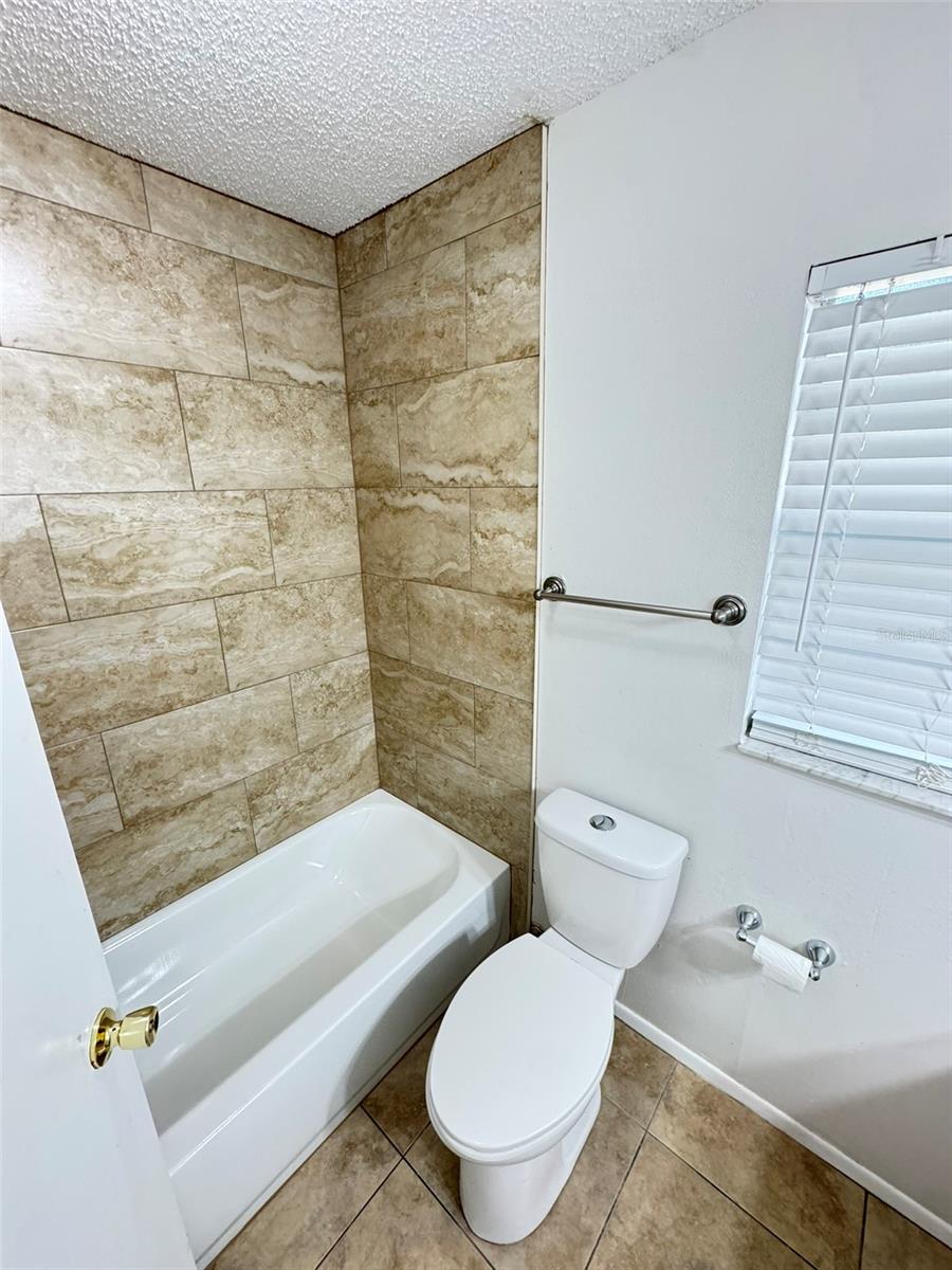 Image 11 of 17 For 2008 Shadow Pine Drive