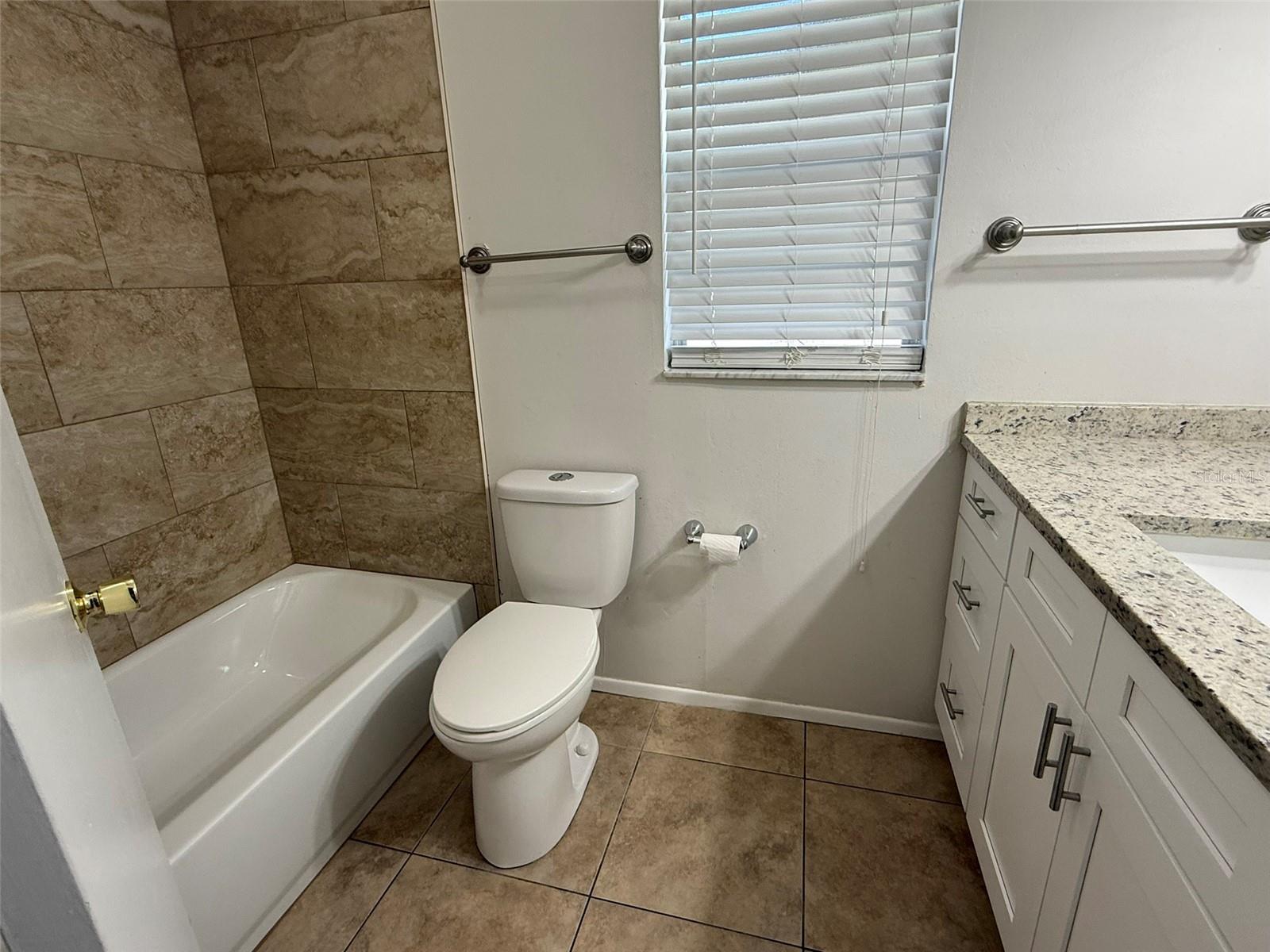 Image 5 of 17 For 2008 Shadow Pine Drive