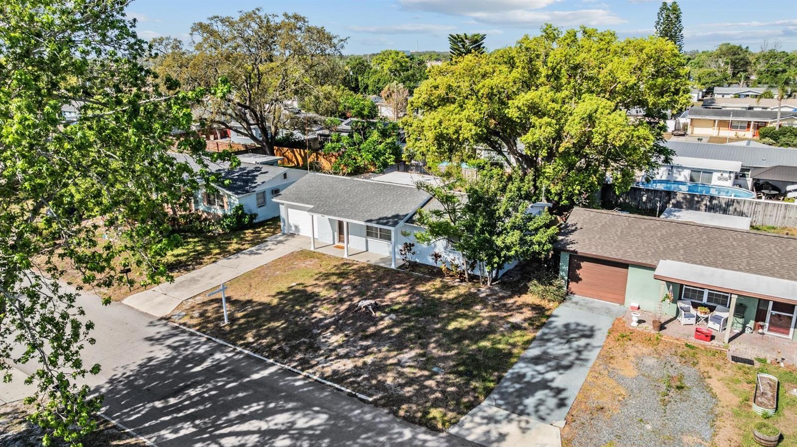 Listing photo id 24 for 3643 Bedford Street