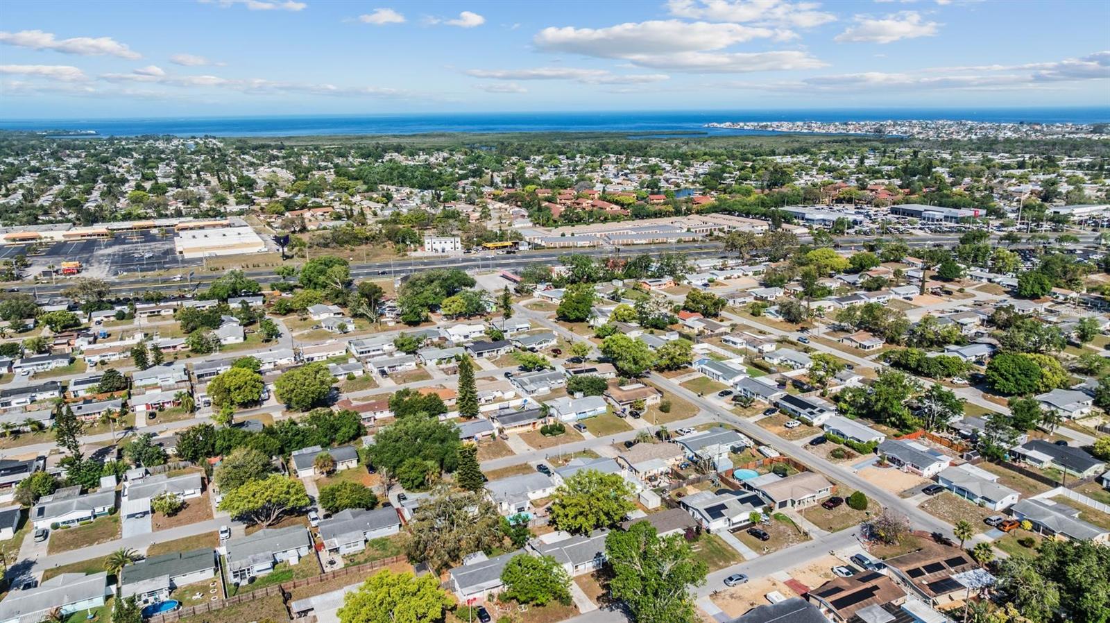 Listing photo id 27 for 3643 Bedford Street