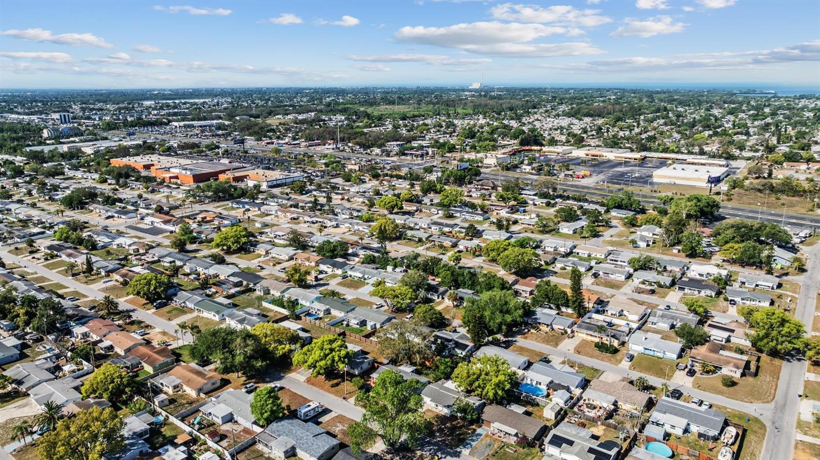 Listing photo id 29 for 3643 Bedford Street