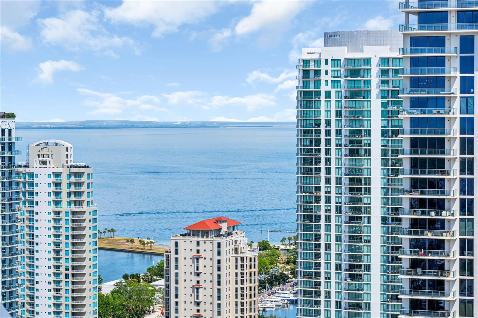 Image 20 of 87 For 400 Central Avenue 3401