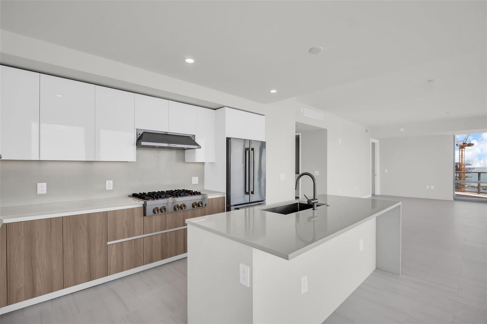 Image 3 of 87 For 400 Central Avenue 3401