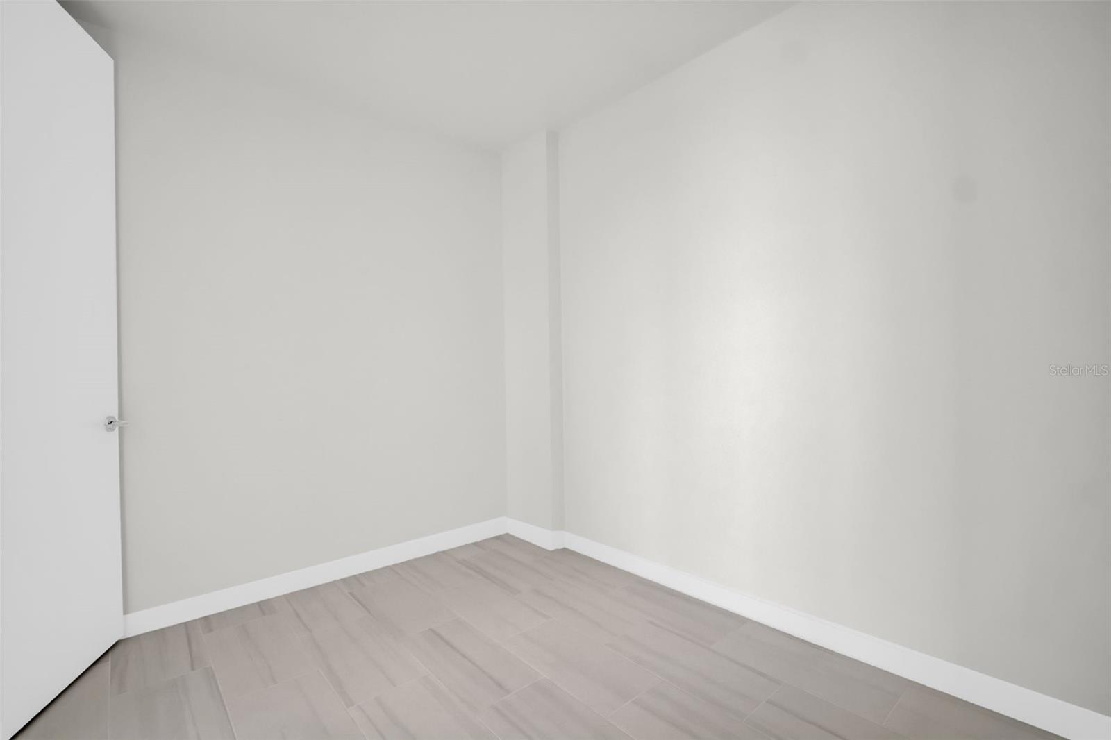 Image 36 of 87 For 400 Central Avenue 3401