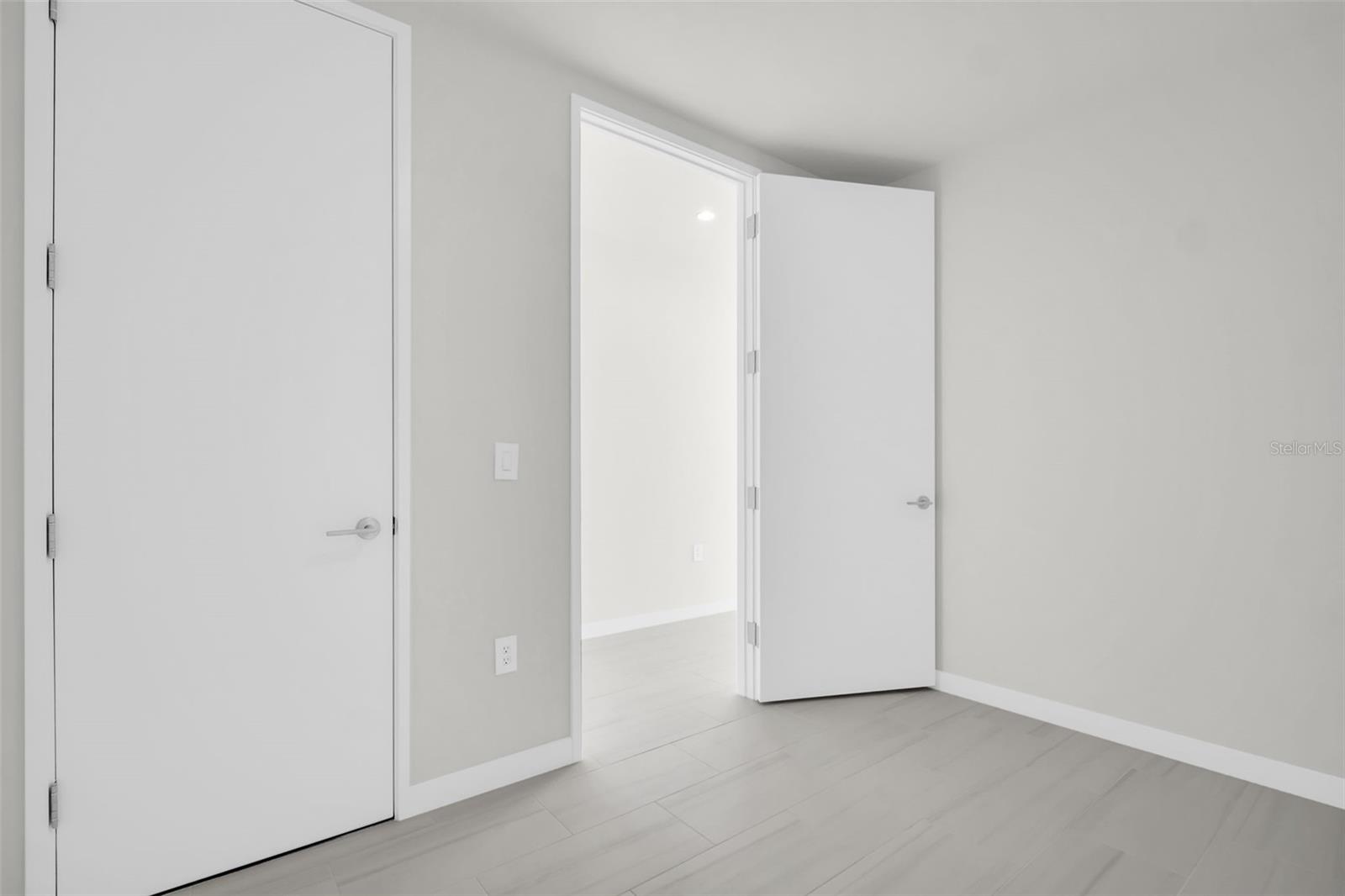 Image 37 of 87 For 400 Central Avenue 3401