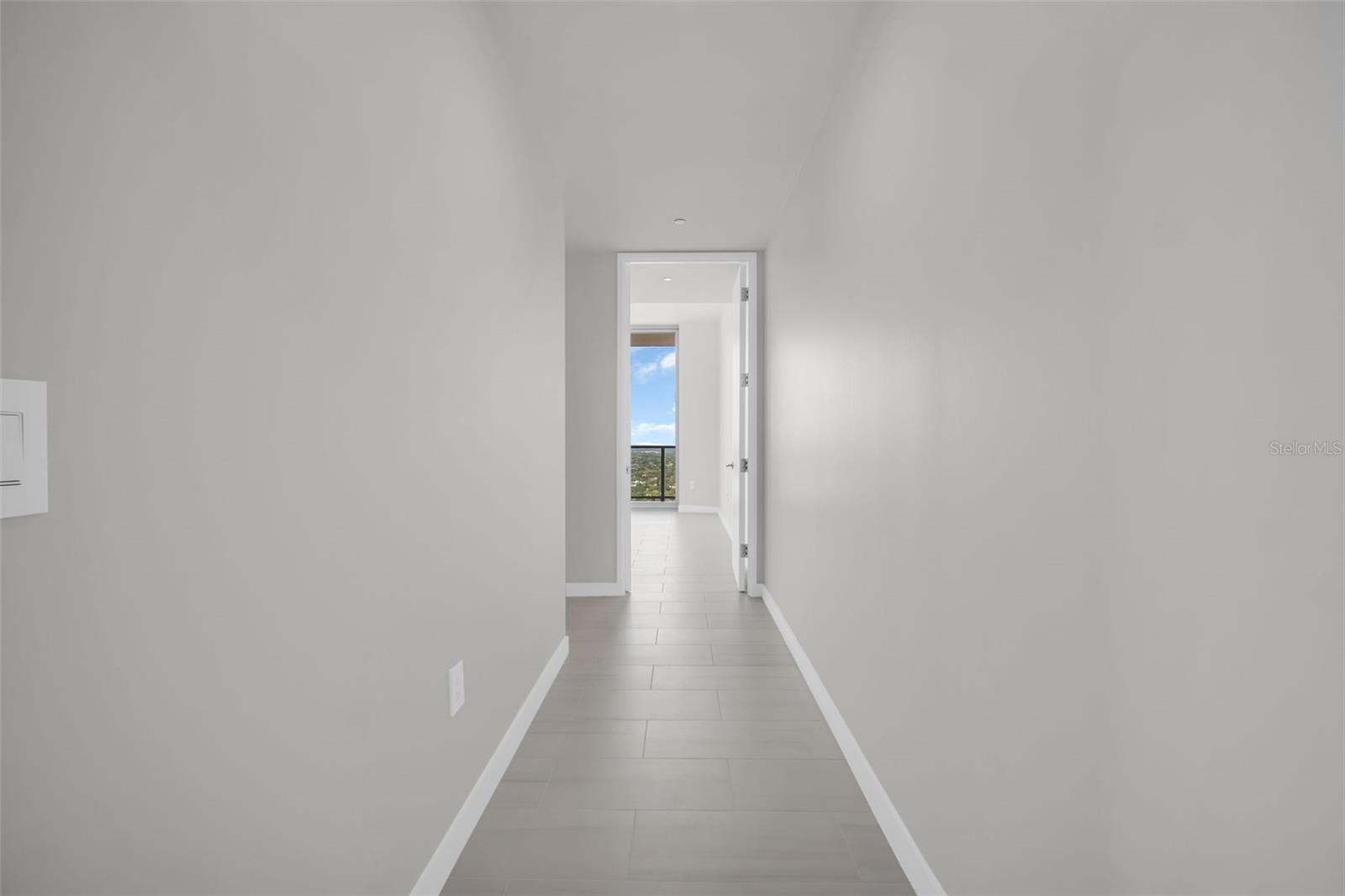 Image 48 of 87 For 400 Central Avenue 3401