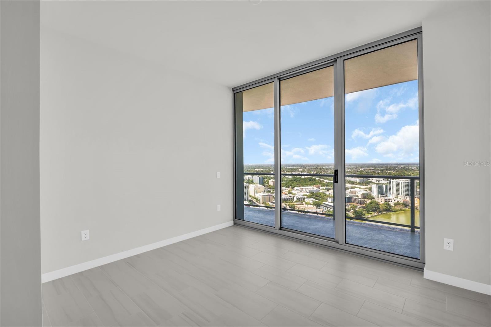 Image 50 of 87 For 400 Central Avenue 3401