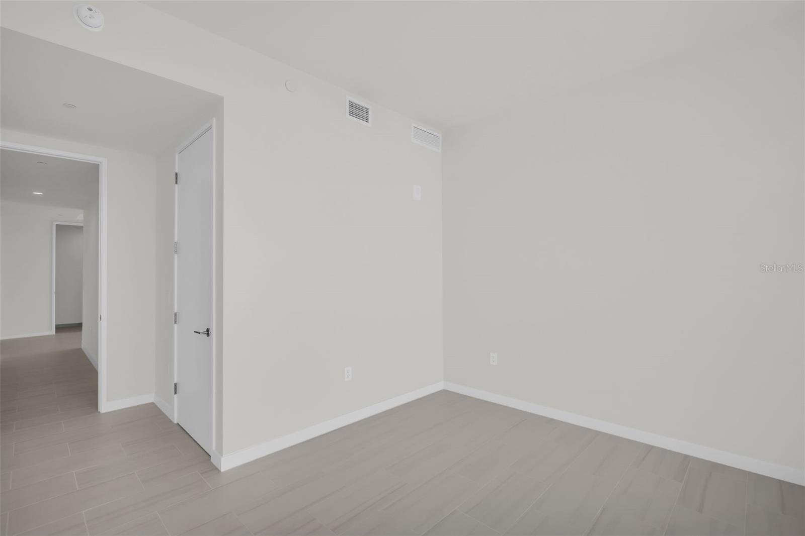 Image 51 of 87 For 400 Central Avenue 3401