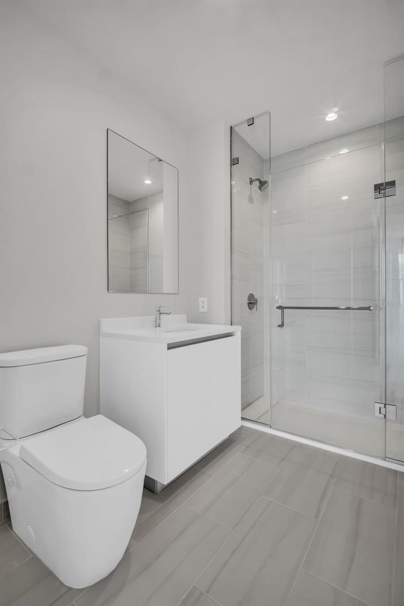 Image 57 of 87 For 400 Central Avenue 3401