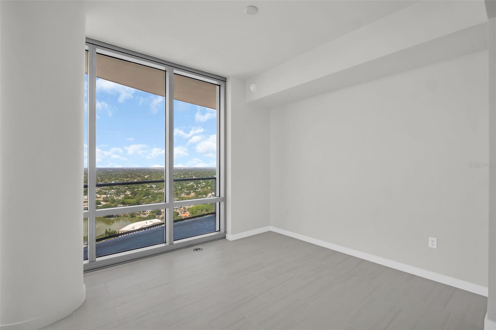 Image 59 of 87 For 400 Central Avenue 3401