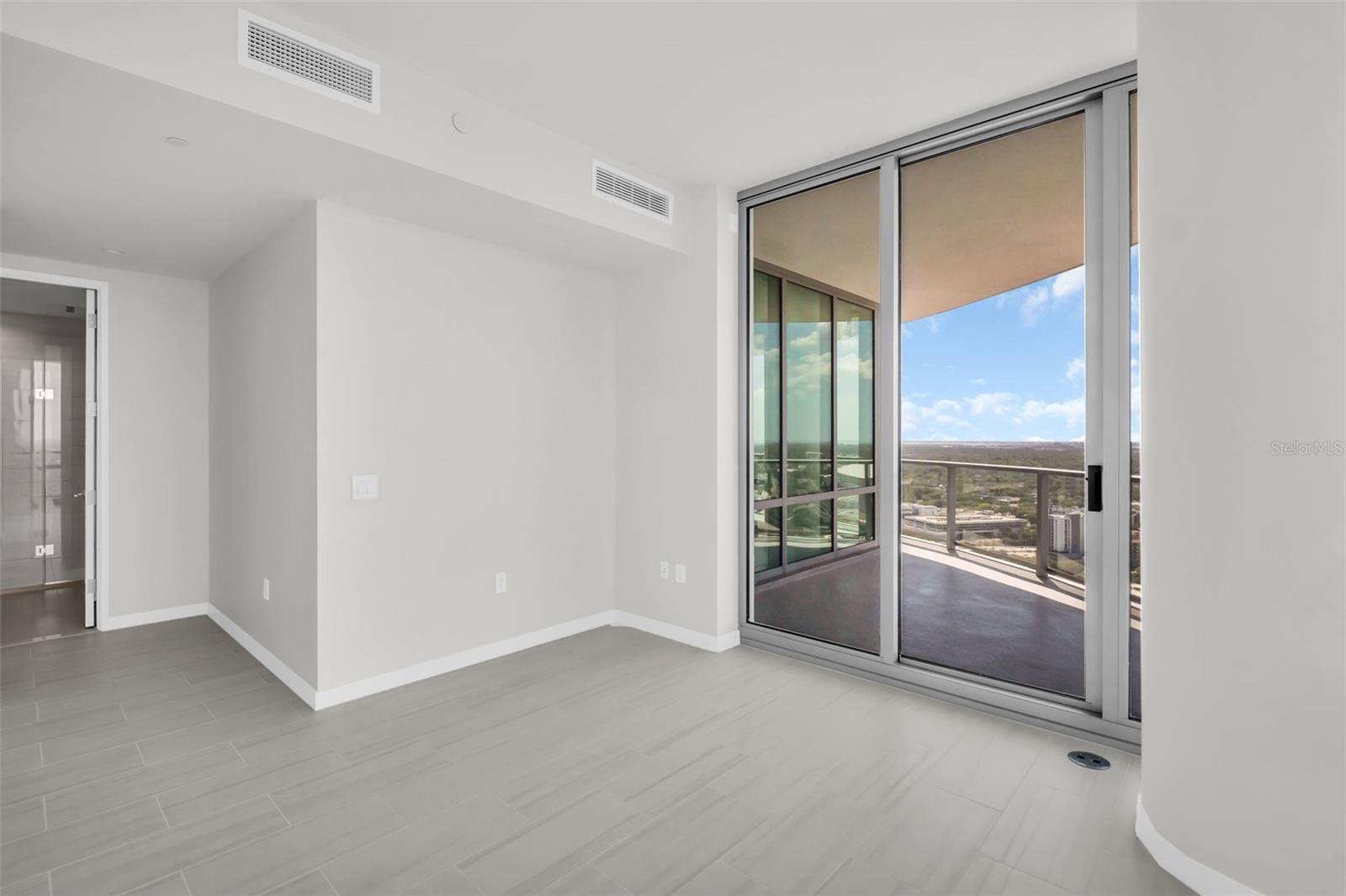 Image 61 of 87 For 400 Central Avenue 3401