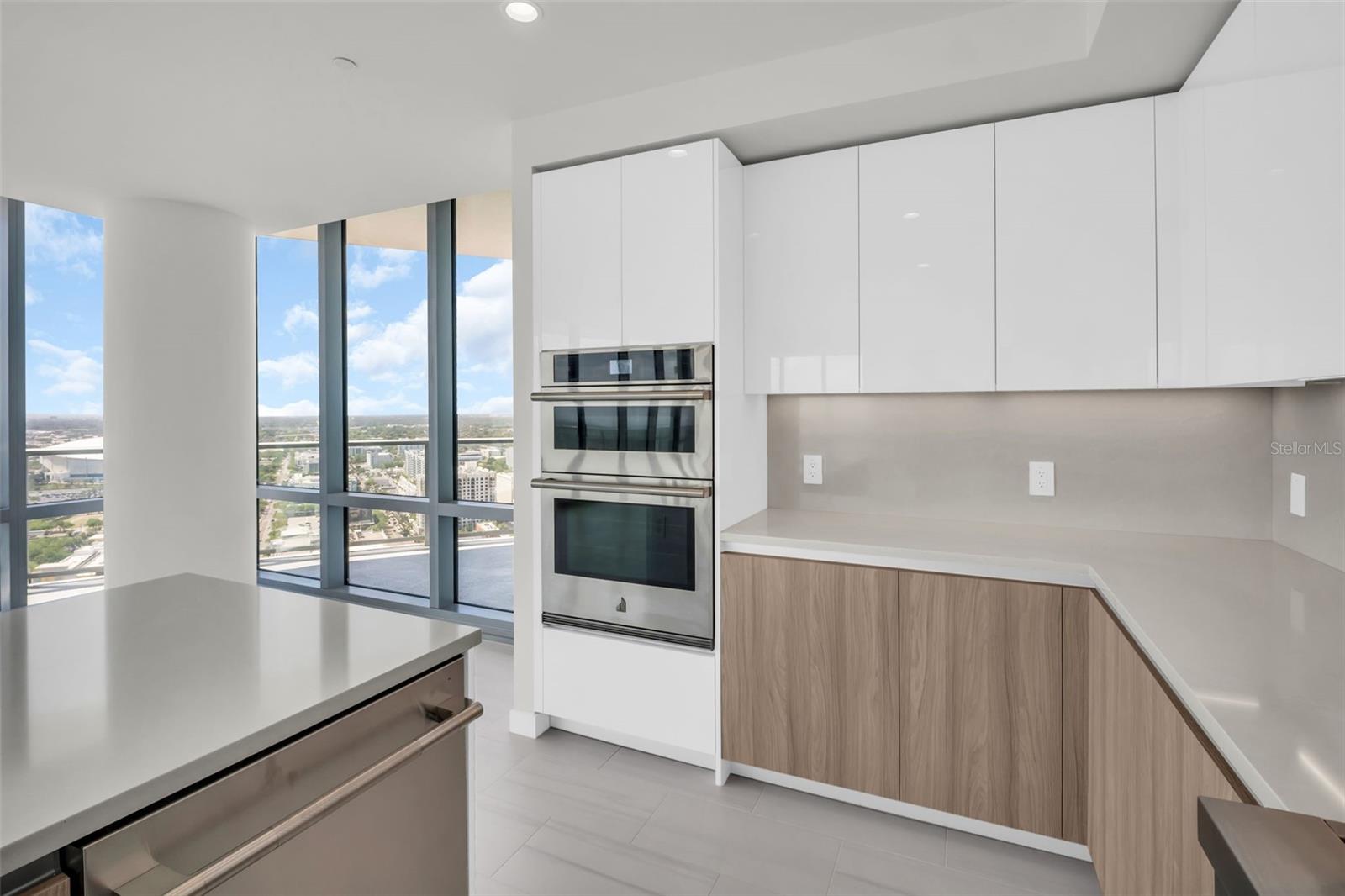 Image 9 of 87 For 400 Central Avenue 3401