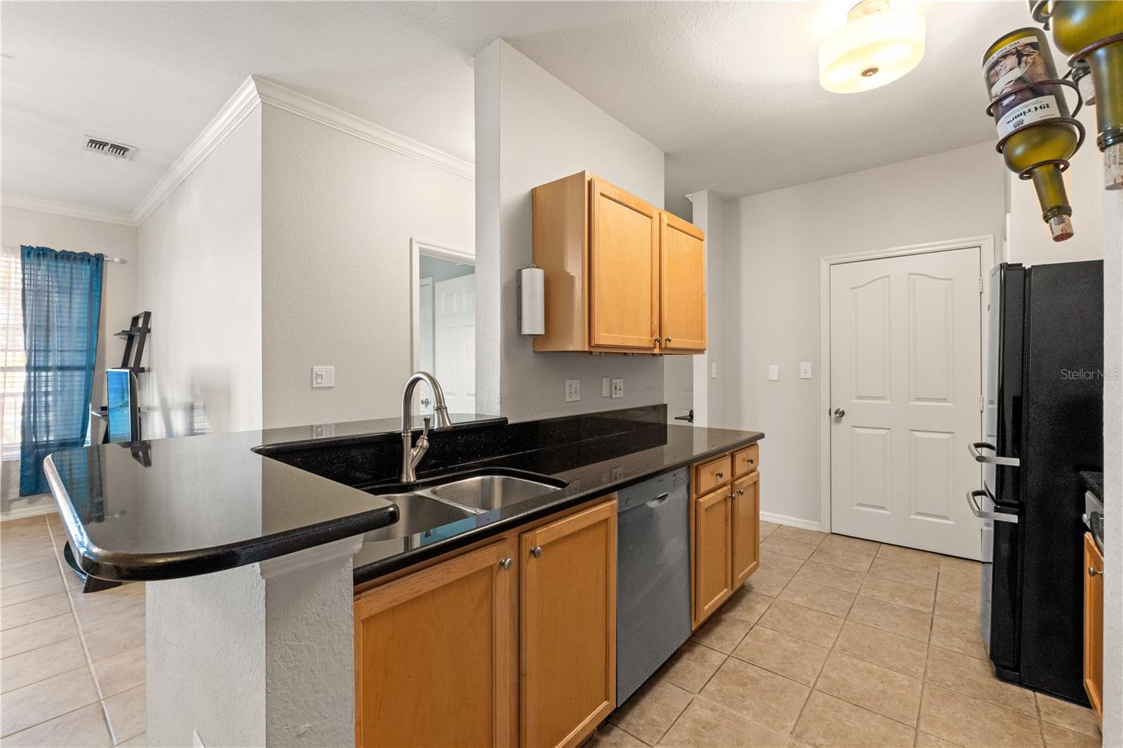 Image 18 of 22 For 5000 Culbreath Key Way 4-204