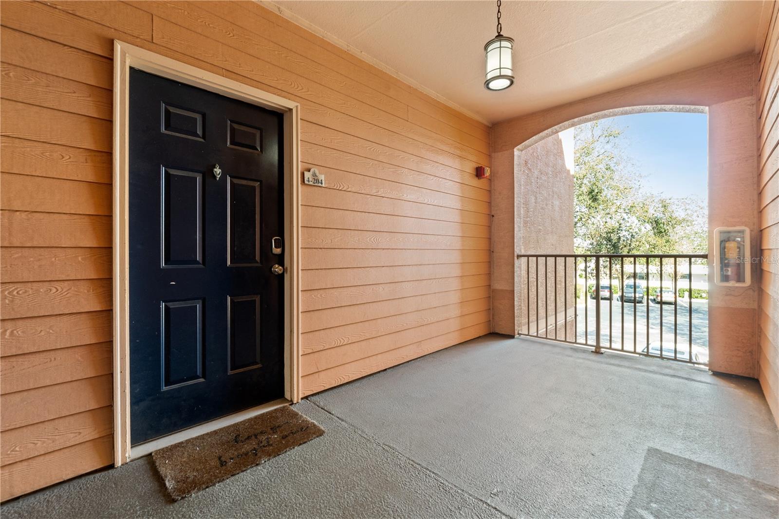 Image 19 of 22 For 5000 Culbreath Key Way 4-204