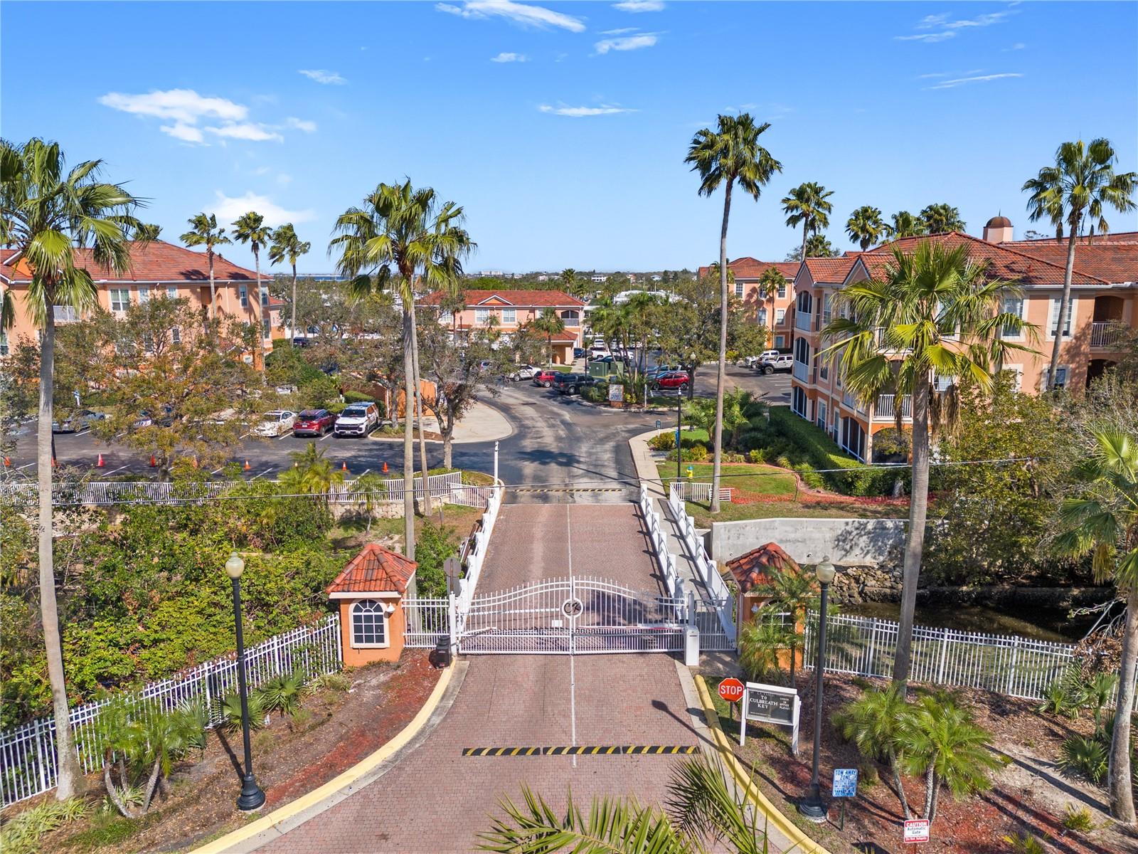 Image 3 of 22 For 5000 Culbreath Key Way 4-204