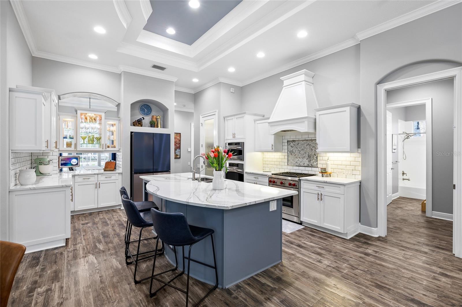 Listing photo id 12 for 16109 Ternglade Drive