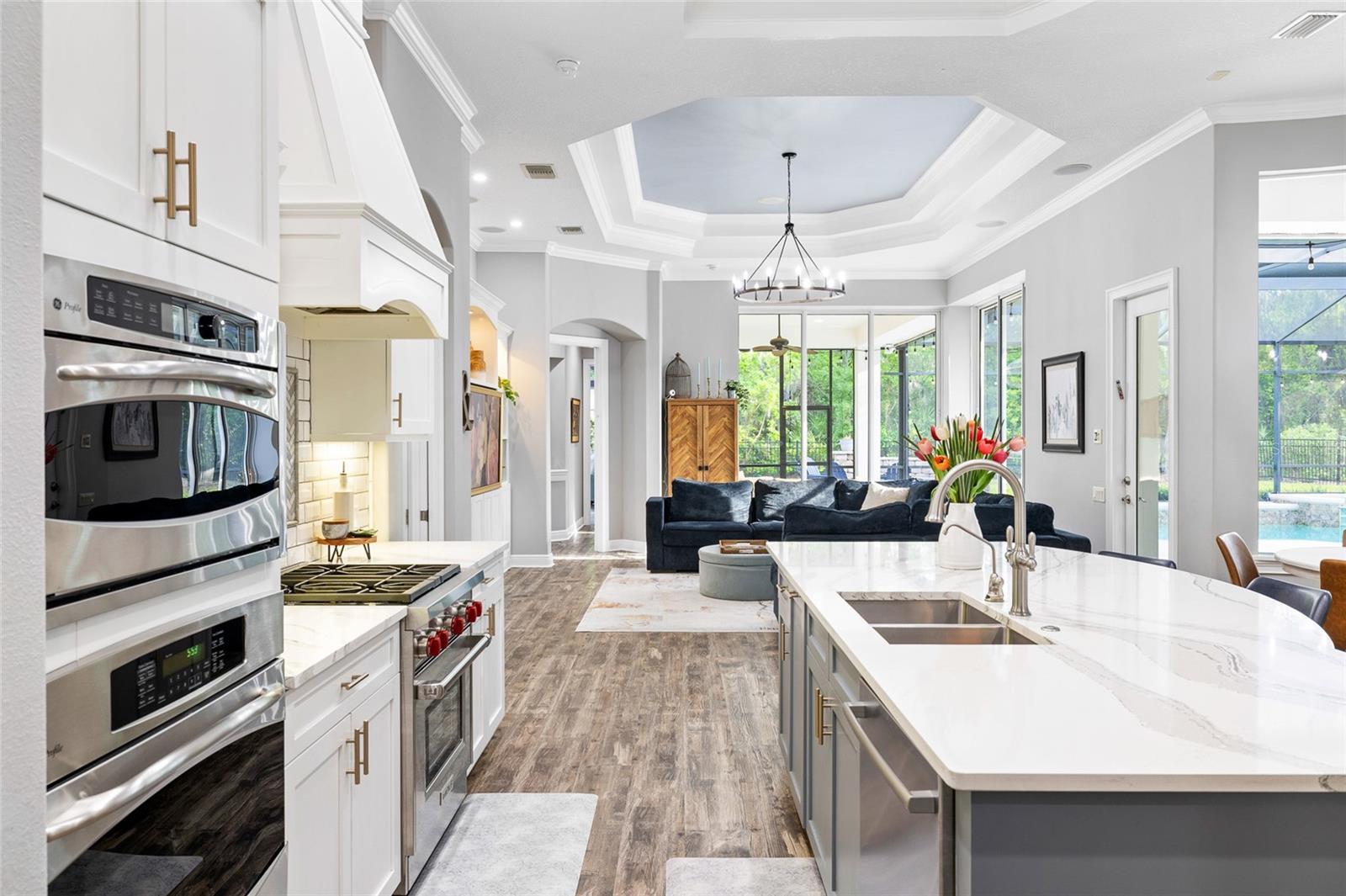 Listing photo id 15 for 16109 Ternglade Drive