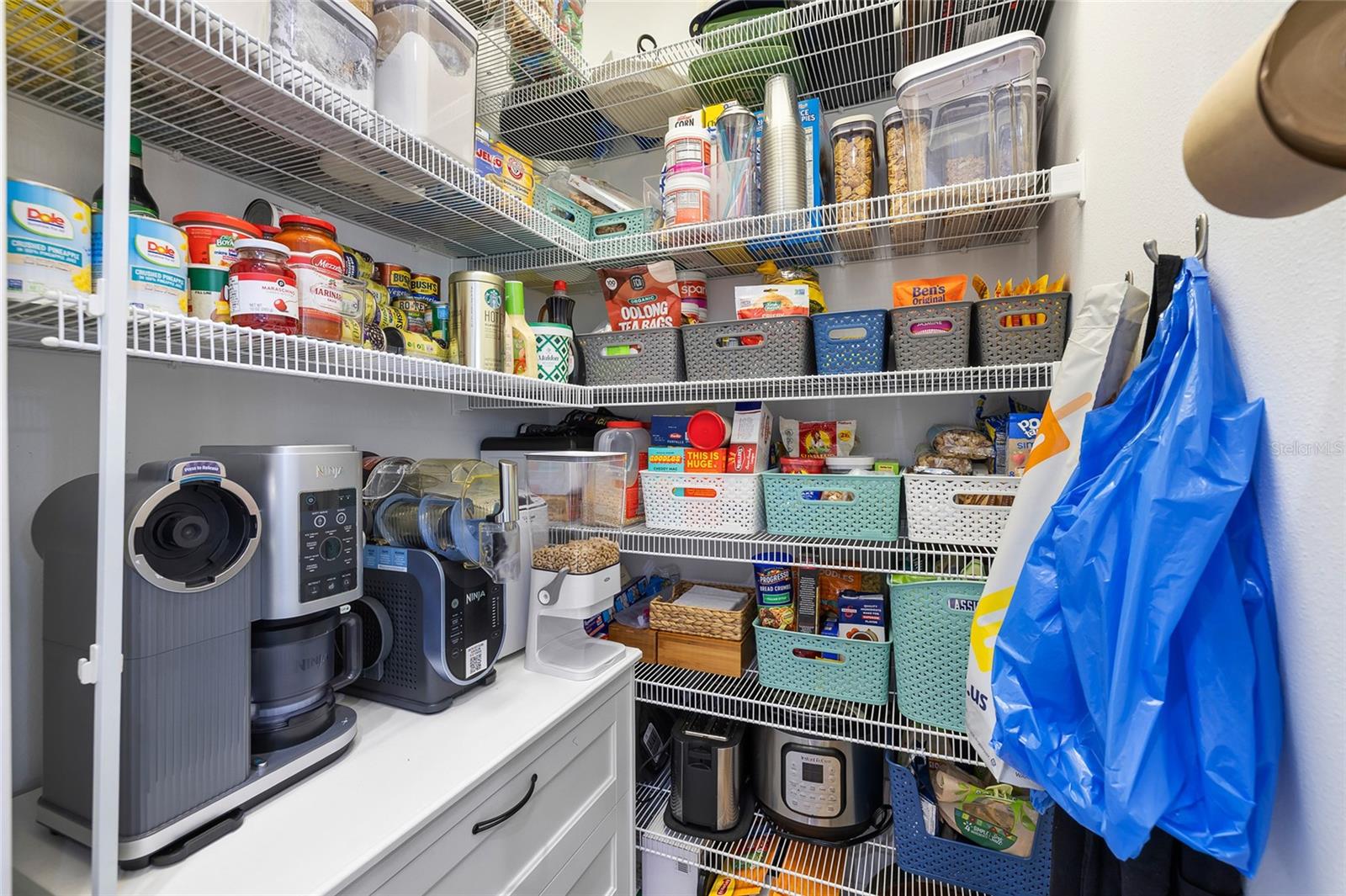 Listing photo id 17 for 16109 Ternglade Drive