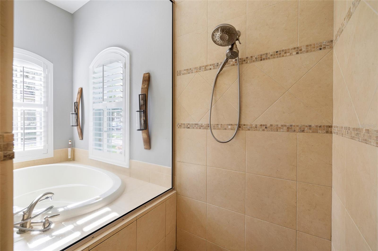 Listing photo id 27 for 16109 Ternglade Drive