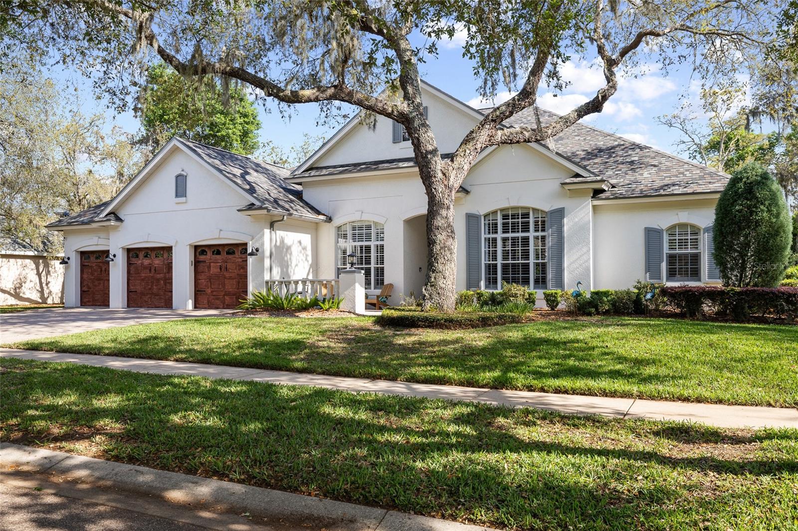 Listing photo id 1 for 16109 Ternglade Drive