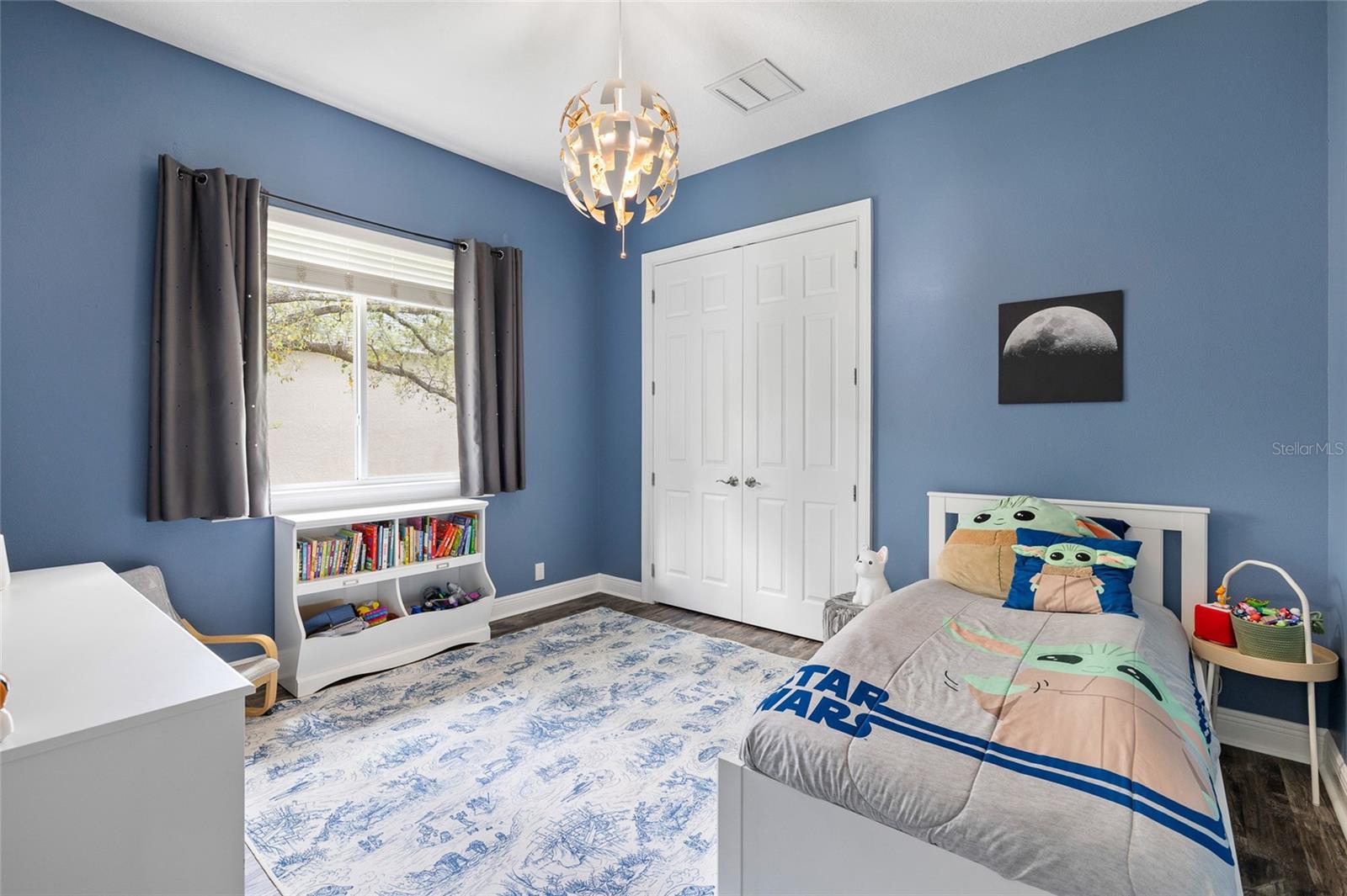 Listing photo id 32 for 16109 Ternglade Drive