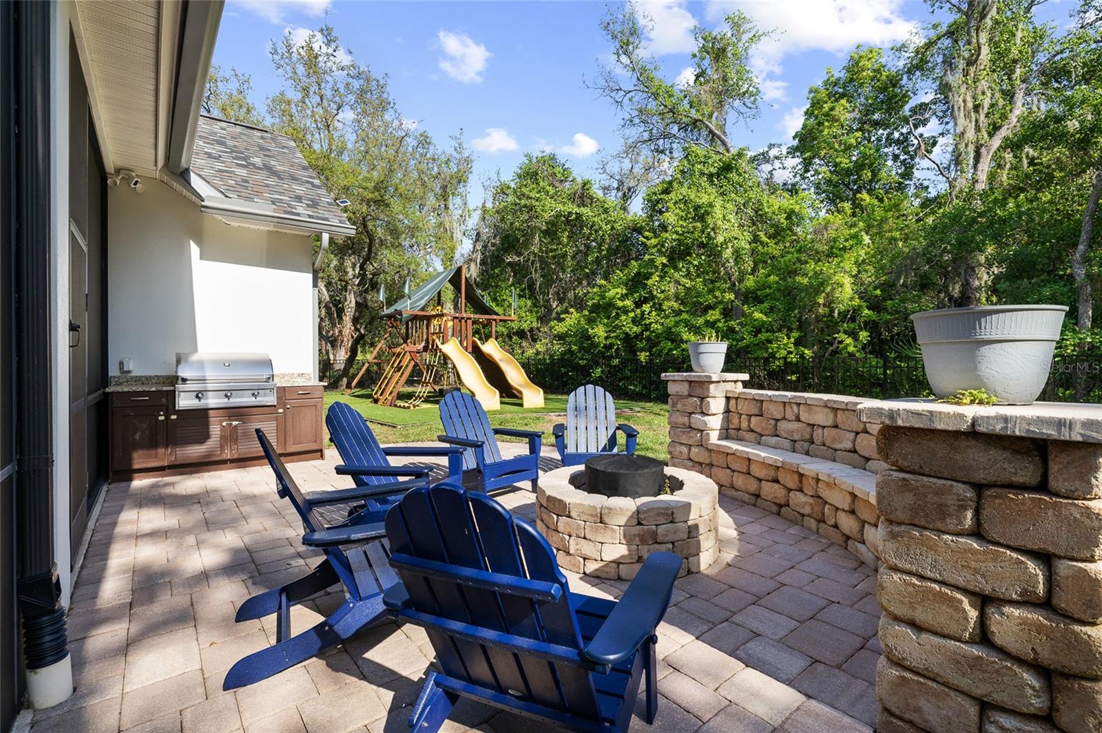 Listing photo id 48 for 16109 Ternglade Drive