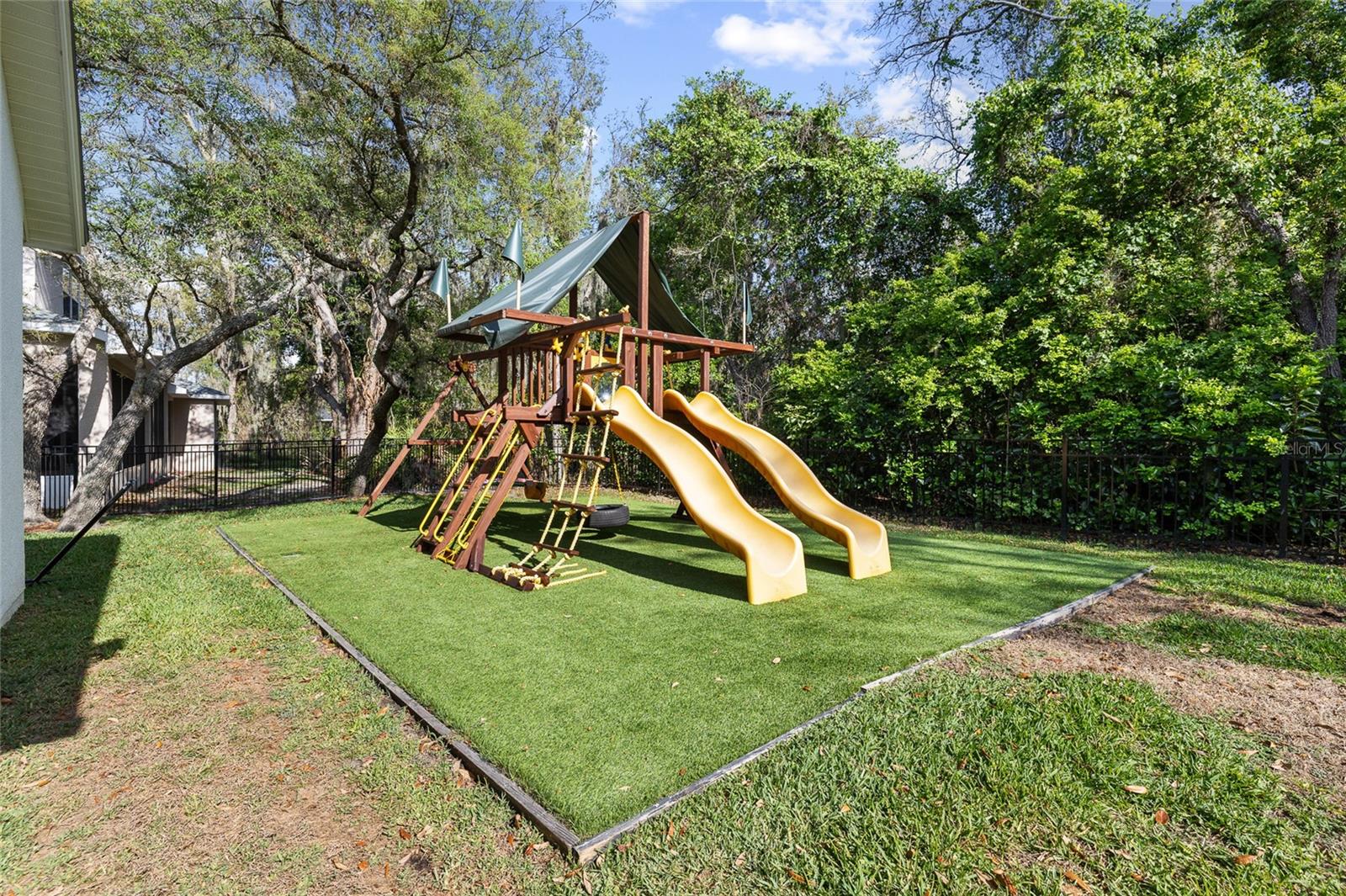 Listing photo id 50 for 16109 Ternglade Drive