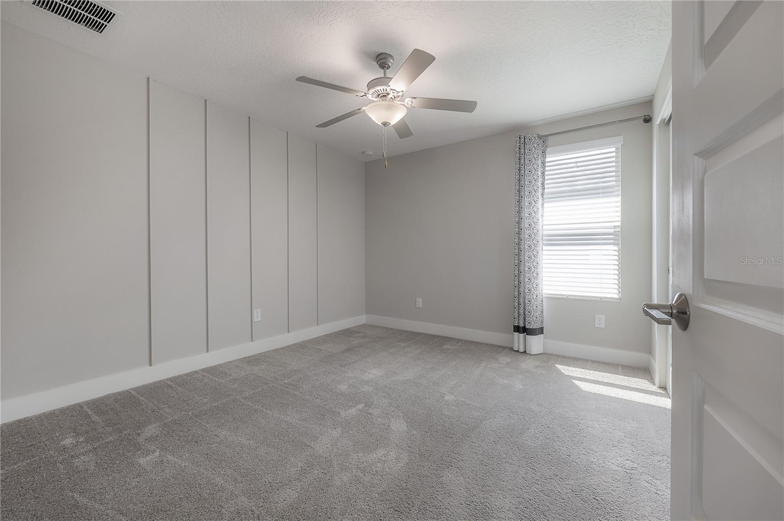 Listing photo id 20 for 4652 Ballantrae Boulevard