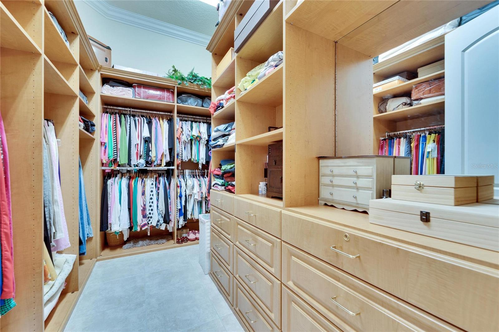 Image 21 of 32 For 8510 Kentucky Derby Drive