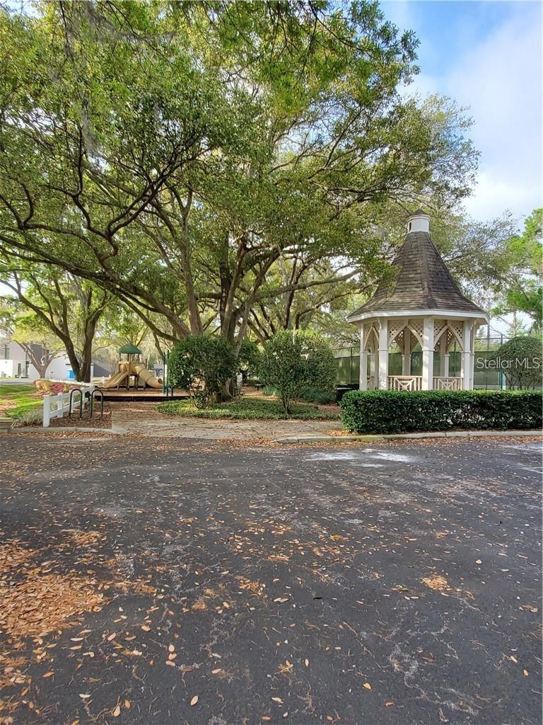 Image 31 of 32 For 8510 Kentucky Derby Drive