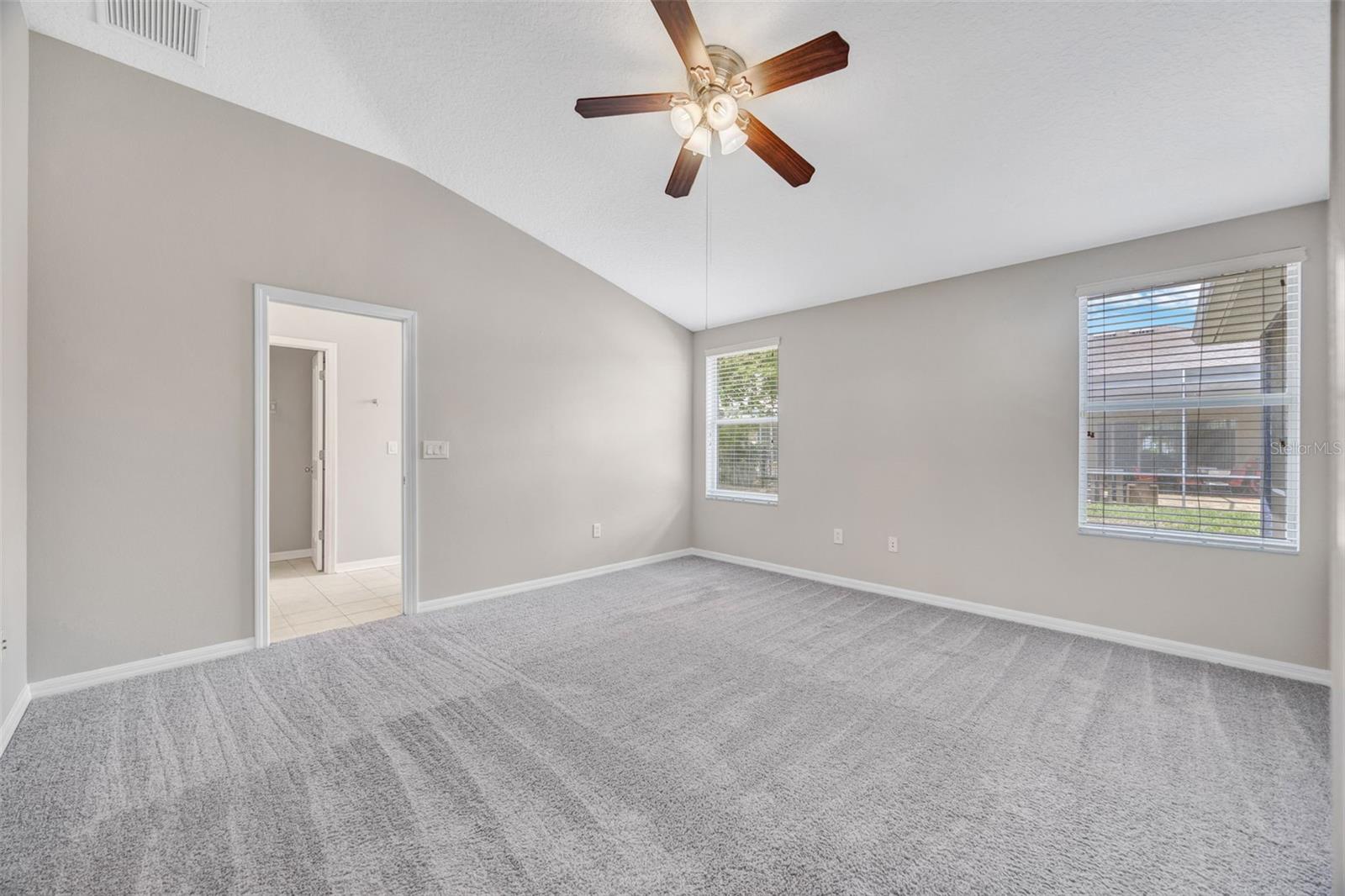 Image 11 of 24 For 6337 Bridgecrest Drive