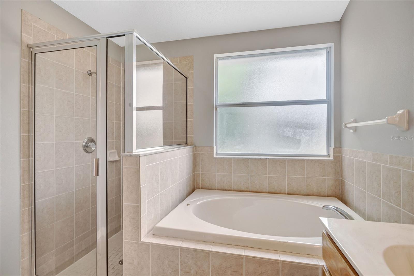 Image 14 of 24 For 6337 Bridgecrest Drive